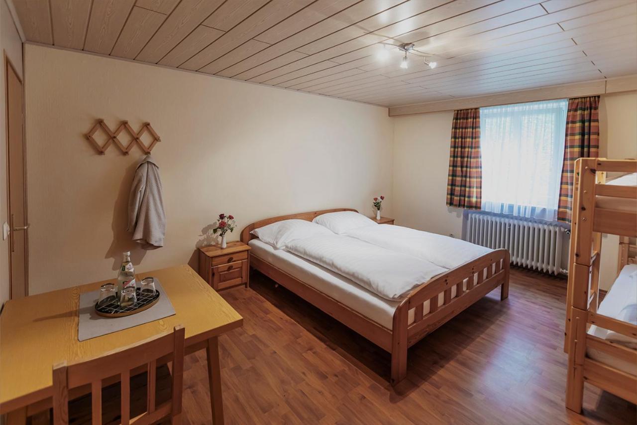 Hôtel Dein Dornig à Ebensfeld Extérieur photo